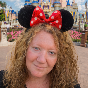 Disney Travel Planner Dana Dain